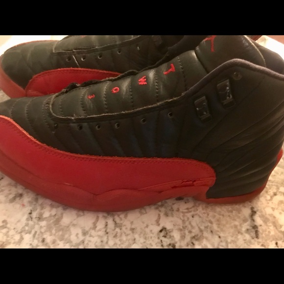 1997 OG Jordan 12 XII Flu Game size 8.5 main image 8